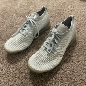 Nike Air VaporMax Flyknit 3 Men’s Size 12 White